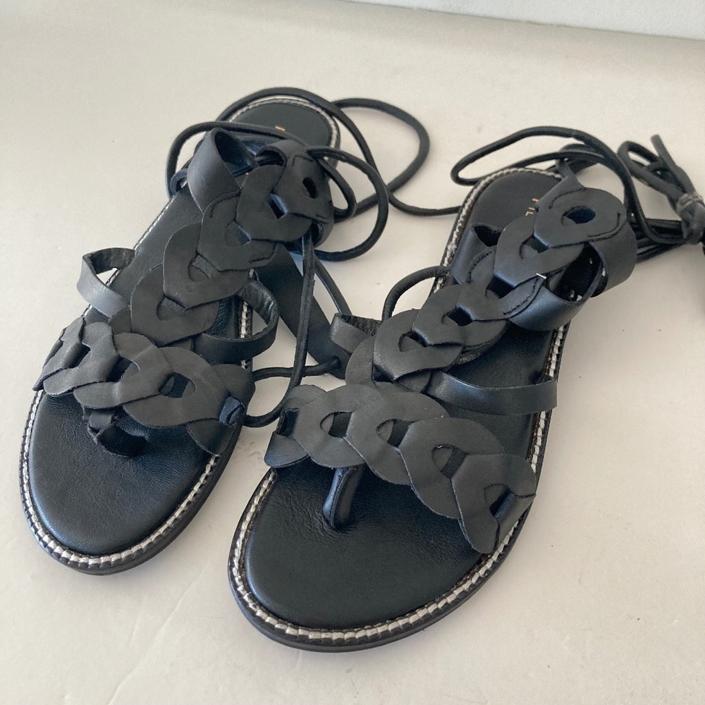 NWOT Pilcro Anthropologie Gladiator Black Leather Tie Up Sandals Sz 8